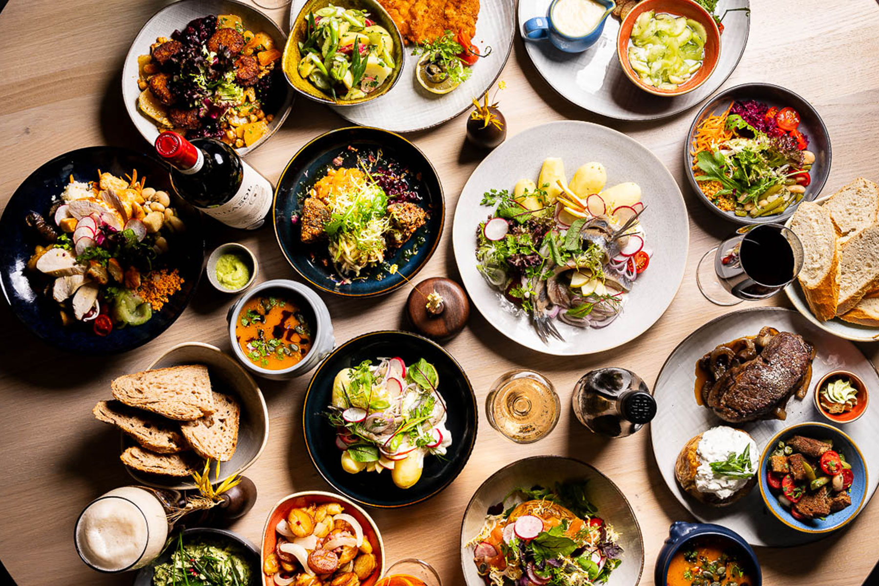 HeimatLiebe Essen gedeckter Tisch